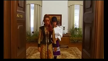 Bisexual Lovers Eva And Vanda Perform Cunnilingus While Getting Anal