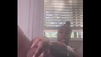 Harleyharper Squirts Everywhere ?