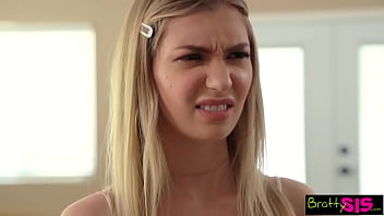 Stepsis Says _whoever Came Up With The Fuck Your Stepbrother Challenge Is So Twisted_ S12:e10