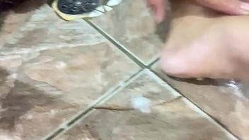 Gozada Nós Pés! Punheta Guiada! Assista Completo No Red