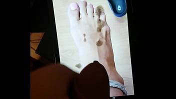 Amateur Wife Gets Another Tribute