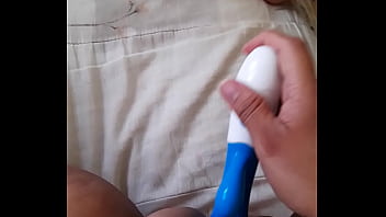 Jugando Con Mi Vibrador - latina, masturbation, vibrador, sola, juguete - Video 1361940