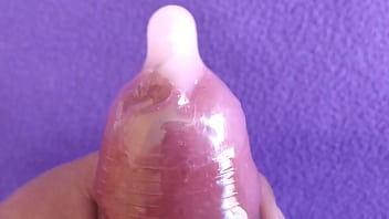 Eyaculando En Condon