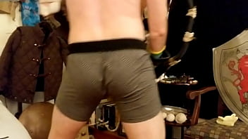 Twerking Booty Dance By Max Shenanigans