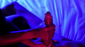 She Strokes Till I Explode 2