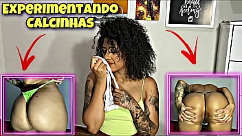 Morena Safada Experimentando Suas Calcinhas Socadas Na Bunda Dançando E Brincando Com O Bundão