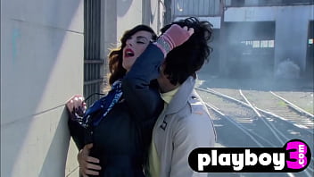 Stunning Big Tits Milf Enjoyed Kissing By Kinky Big Boobs Blonde Neighbor