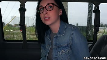 Scarlett' Wild Ride On The Bus