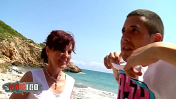 Joycelina A Mature Analfucked Outdoor