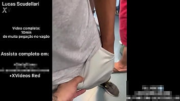 Lucas Scudellari Recebendo Mão Amiga Dentro Do Vagão De Trem (completo No Red)