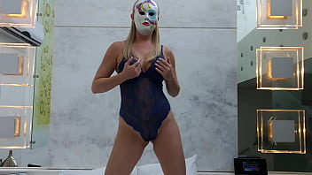 Suzy Klinn Dançando Um Pouquinho Pra Voc_s...