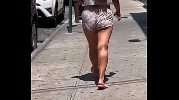 Un Culito En La Calle Rico