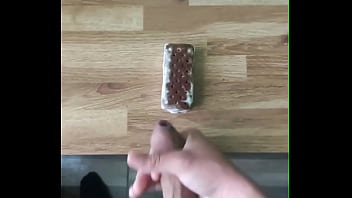 Chico Se Viene En Helado