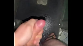 Un Altra Sega In Doccia