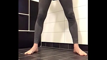 Pee In Diaper, Assfuck Til I Cum Handsfree