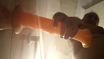 Me Follo Con Mi Super Dildo Gigante