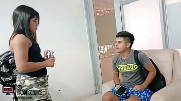 Domiciliario Me Da Una Buena Follada Parte 1