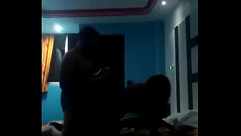 Hotel, Mamada, Esposa, Amigo - Unknown - 2025 - Wild - Performance - Video 1482537