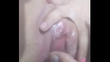 Marido Brincando Com A Buceta Rosinha E Apertada Da Esposa Novinha