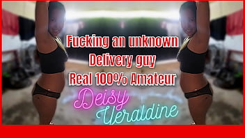 Spied On Seducing And Fucking An Unknown Delivery Man. I Receive The Messenger In My Underwear And He Is Tempted To Fuck Me, My Cuckold Husband Records Me Hidden