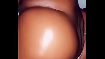 Gh Queen Showing Her Sweet Booty