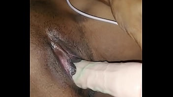 Primera Vez Con Un Consolador Dildo