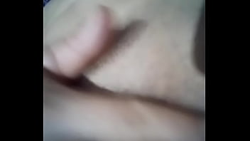 Mi Nueva Amiga Se Mete Los Dedos