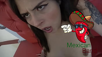 Melody, Chica Principiante Iniciandose En El Mundo De La Porno.