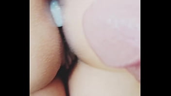 Me Coge En El Salón Y Se Viene En Mi Ano