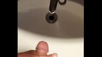 Masturbandome En El Baño - masturbation, solo, soloboy - Video 1449954
