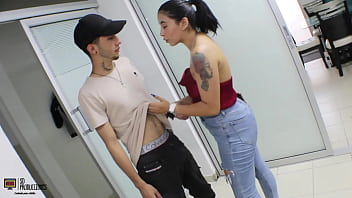 Le Hago Un Favor A Mi Hijastro A Cambio De Darme Una Buena Follada Historia Completa