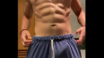 Un Hombre Con Cuerpo Perfecto Que Toda Mujer Desearía En Su Cama.