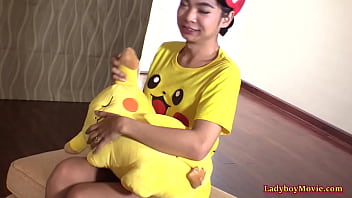 Ladyboy Yoyo Gives Blowjob And Gets Ass Barebacked