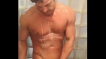 Mac Norwood Shaves His Cock