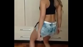 Novinha Dançando Funk - Video 6217585
