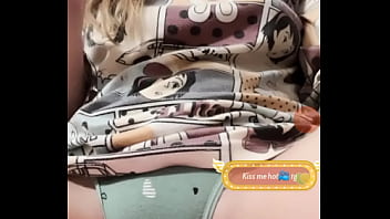 Novinha Mostrando O Pakotão Na Live