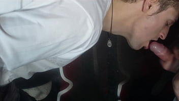 Deepthroat And Cumshot !!