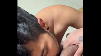 Fui Na Casa Do Meu Amigo Apenas Pra Fazer Ele Relembrar De Como Era Bom Chupar Minha Rola