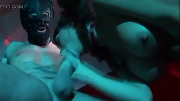 Un Bel Pompino A Un Uomo Incatenato.