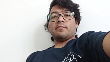 Una Venida Viendo Hentai