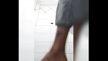 Tomando Banho Na Academia