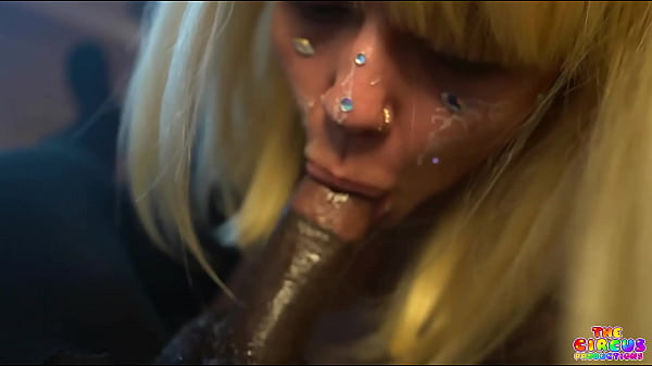 Halloween Slut Gets Creampied