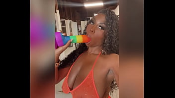 Swallowing A Long Dick During My Break