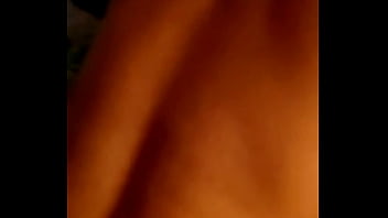 Jugando Un Poco A Escondidas