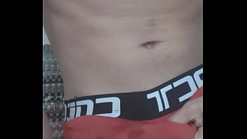 Novinho Gozando No Banheiro - gay, punheta, gozando, jorrando, novinho, magrinho - Video 1403450