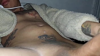 Caliente Esperando Un Buen Culo De Grindr