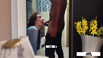 Minha Mulher Fazendo Sexo Com O Beto, O Eletricista Do Bairro