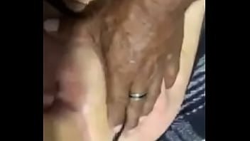 Macho Maduro Usa Sus Dedos En Mi Culo De Trans
