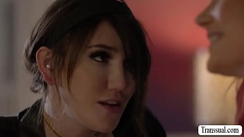 Lovely Tbabe Fucks Her Hot Stepsister