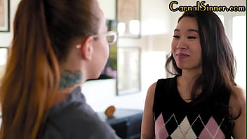 Face Sitting Small Titted 19yo Licks Bff Lesbian Cunt